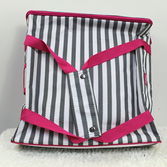 thirty-one Handbags - Thirty-one pack-a-party cooler casserole caddy